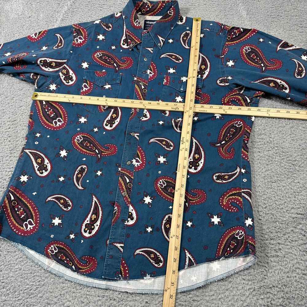Wrangler Blue Paisley Button-Down Brushpopper - Picture 7 of 11